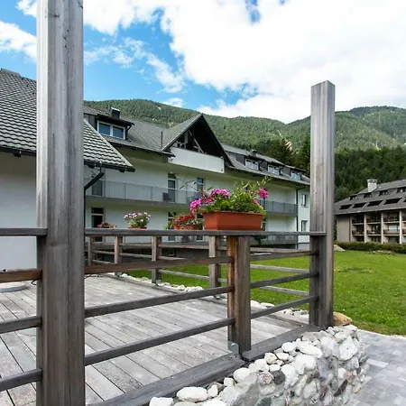 Apartman Jakob 105 *
